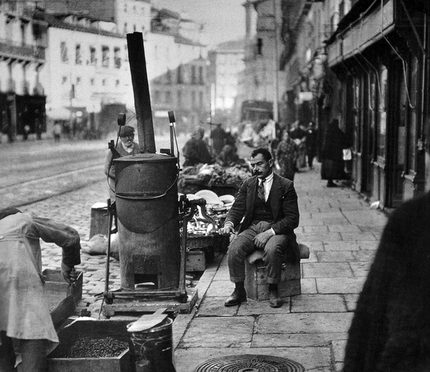 Calle Toledo, tostador de café. 1920